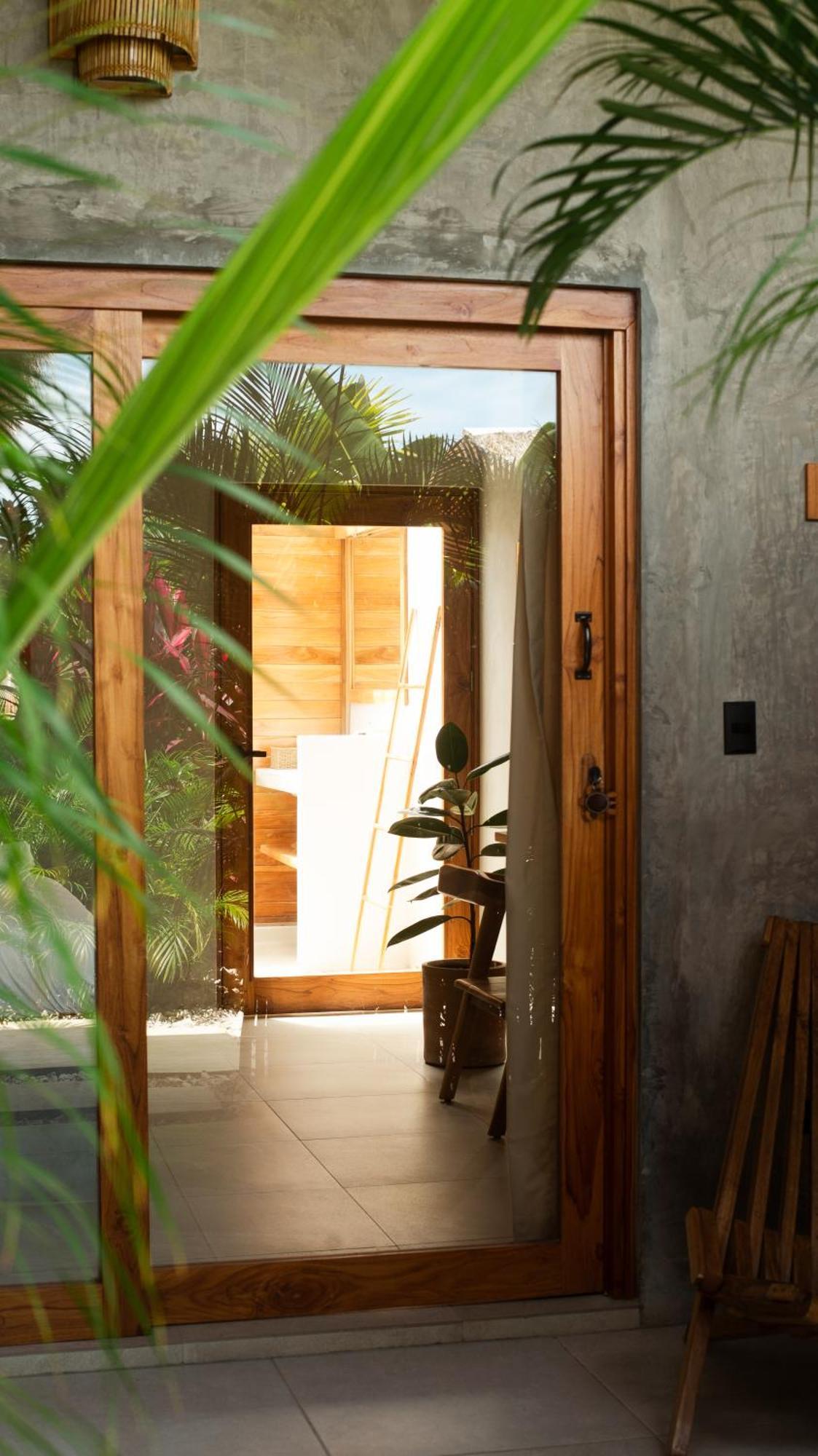 Tukasa - Surfhouse Popoyo Hotel Exterior photo